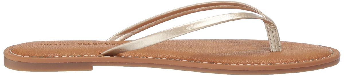 Amazon Essentials Women's Thong Sandal, Gold, 6 B US