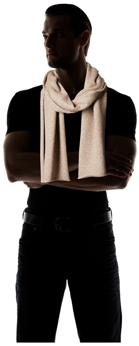 Thirty Five Kent Men's Cashmere Diamond Pattern Scarf, Natural