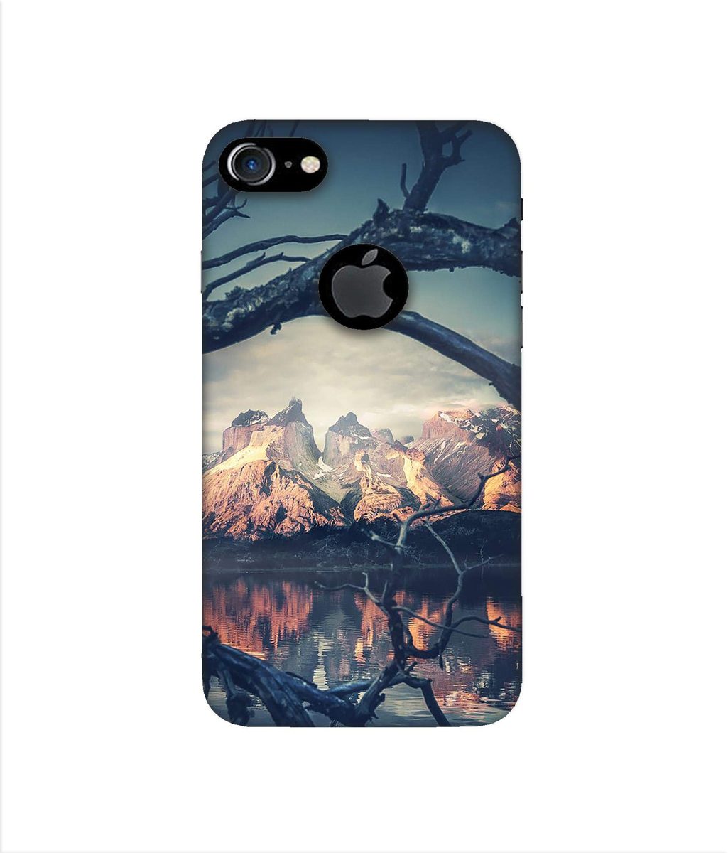 Amazon Brand - Solimo Designer Tree Reflextion 3D Printed Hard Back Case Mobile Cover for Apple iPhone 7 (with Logo Cut)