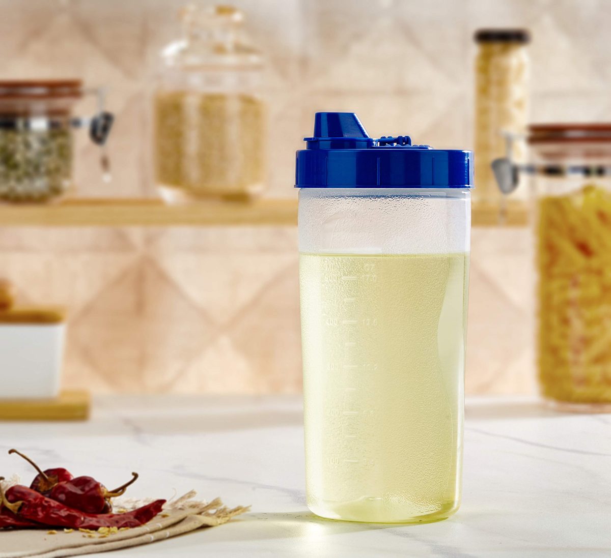Amazon Brand - Solimo Oil Pourer (700ml), Blue