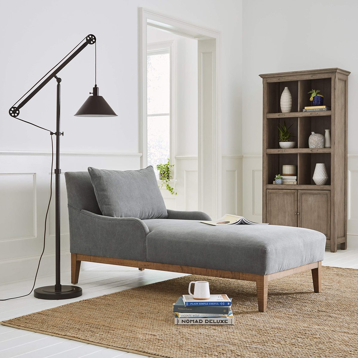 Amazon Brand – Stone & Beam Varon Modern Lounge Daybed Chaise, 34.2"W, Dark Grey