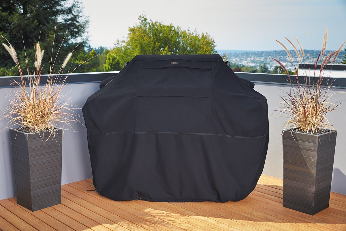 AmazonBasics Classic Accessories 55-563-050401-00 Sunbrella Fabric Heavy Duty Grill Cover, X-Large