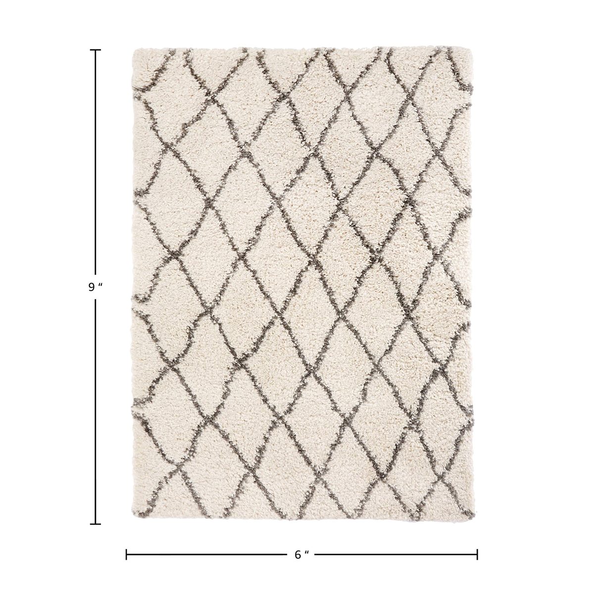 Amazon Basics - 6'X9' Plush Diamond Trellis Shag Rug, Ivory