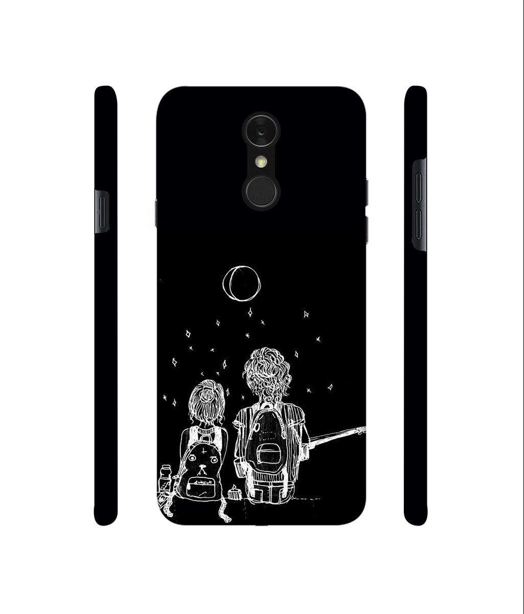 Amazon Brand - Solimo Designer Couples Sitting at Dark 3D Printed Hard Back Case Mobile Cover for LG Q7
