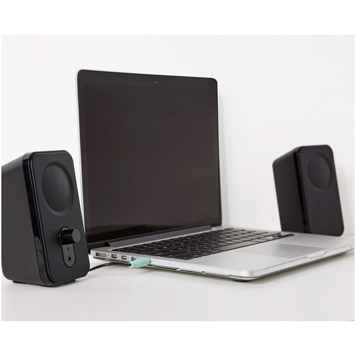 AmazonBasics Computer Speakers for Desktop or Laptop PC | AC-Powered (US Version)