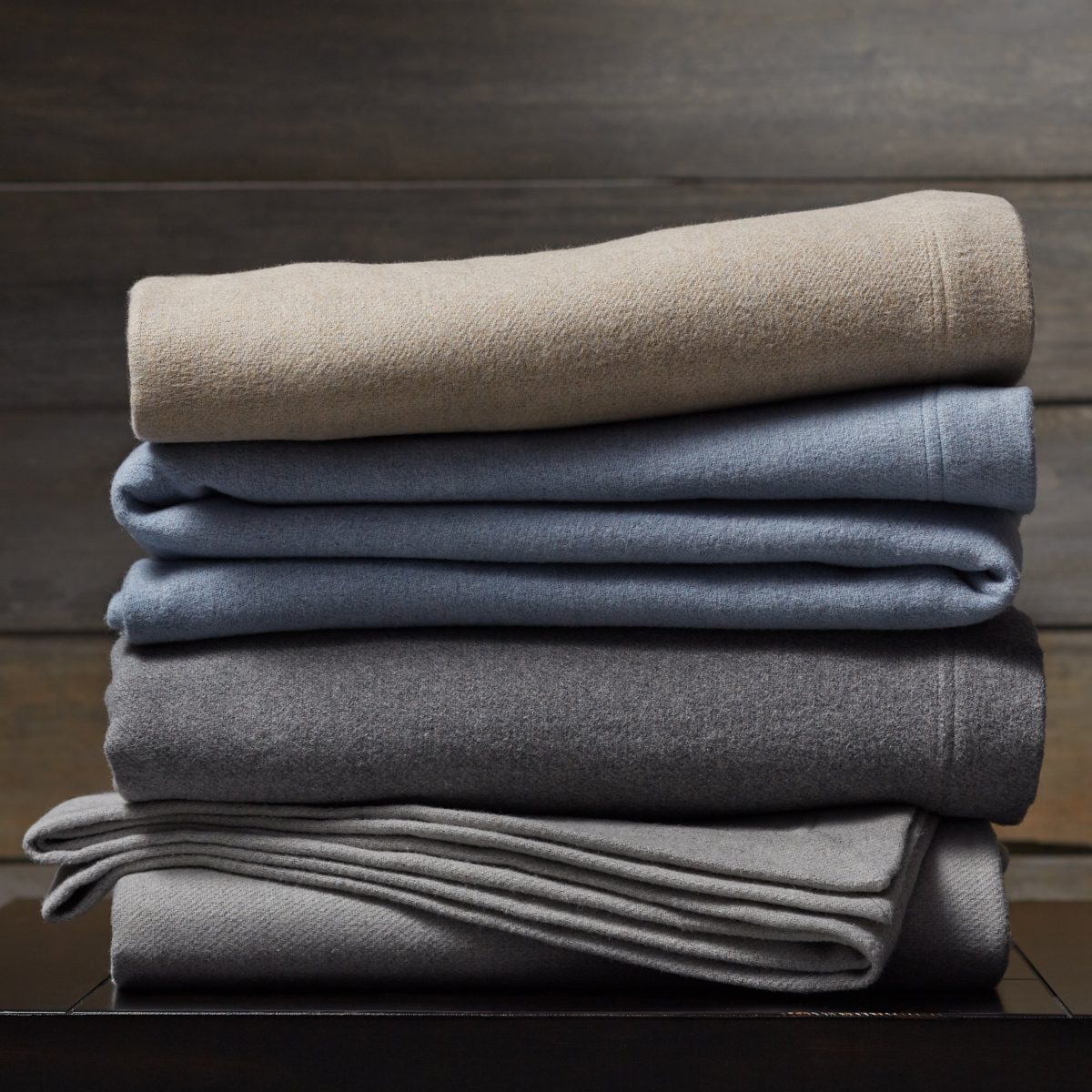 Pinzon Heather Flannel Blanket, Full/Queen, Dark Grey Heather