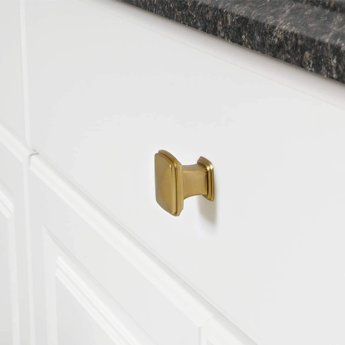 AmazonBasics Traditional Square Cabinet Knob, 1.25" Diameter, Brushed Brass, 25-Pack