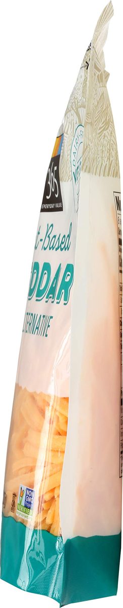 365 EVERYDAY VALUE Non-Dairy Cheddar Cheese Shreds, 8 OZ