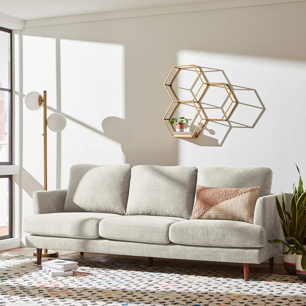 Amazon Brand – Rivet Goodwin Modern Sofa, 88.6"W, Light Grey