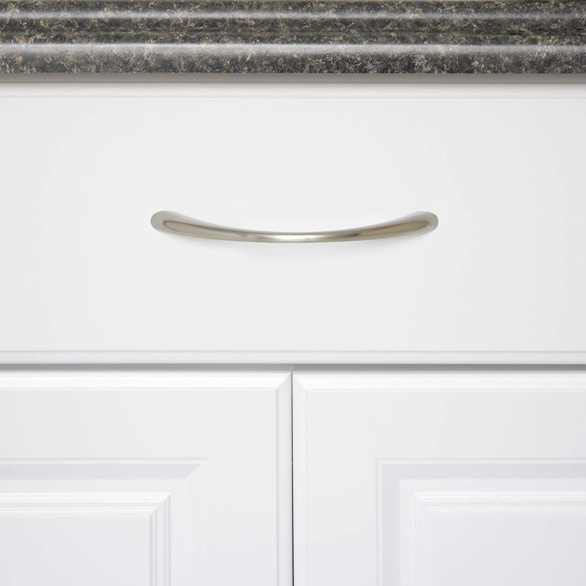 AmazonBasics Tapered Bow Pull Drawer Cabinet Pull Handle
