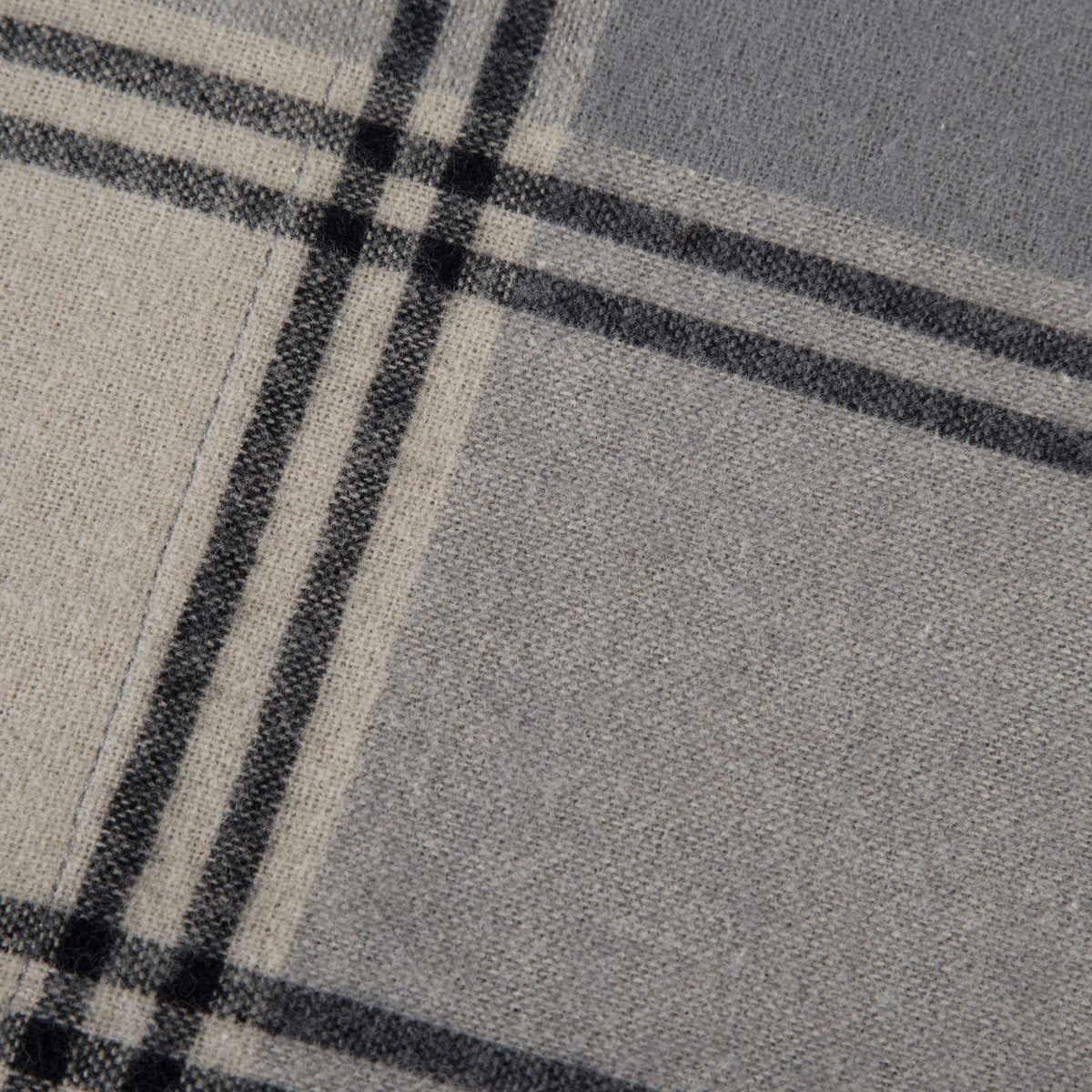 Pinzon by Amazon 160 GSM Plaid Flannel Sheet Set
