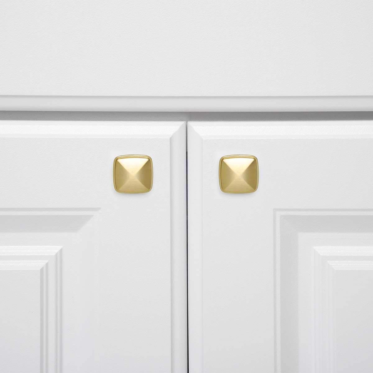 AmazonBasics Traditional Square Cabinet Knob, 1.25" Diameter, Brushed Brass, 25-Pack
