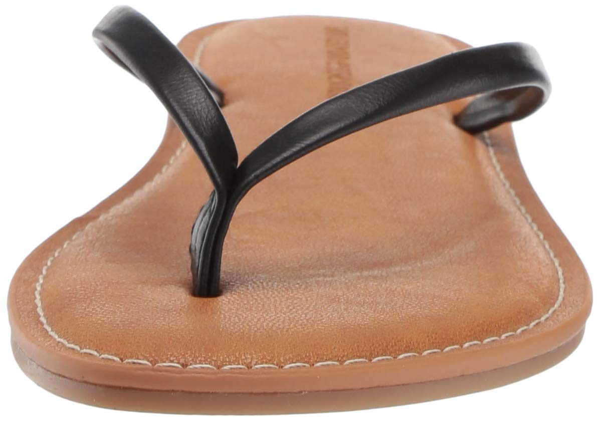 Amazon Essentials Women's Thong Sandal, Black, 6 B US