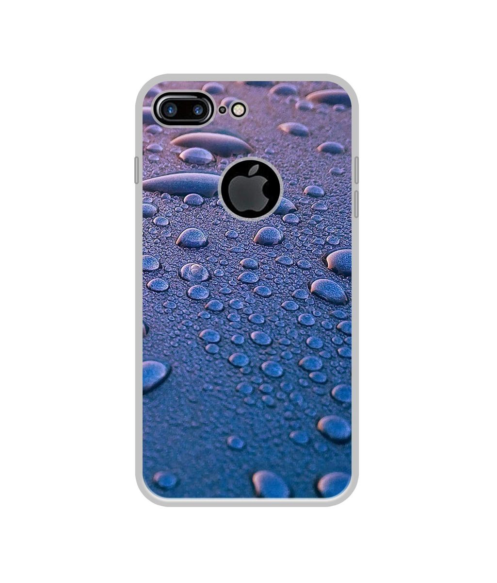 Amazon Brand - Solimo Designer Water Drops UV Printed Soft Back Case Mobile Cover for Apple iPhone 7 Plus (Logo Cut)