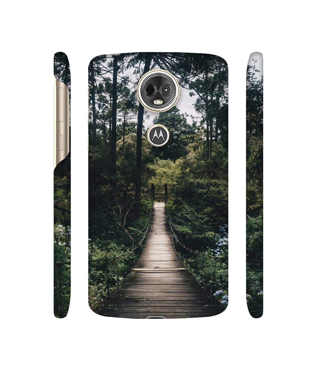Amazon Brand - Solimo Designer Wooden Bridge 3D Printed Hard Back Case Mobile Cover for Motorola Moto E5 Plus