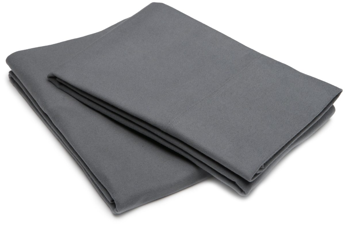 Pinzon Signature 190-Gram Cotton Velvet Flannel King Pillowcase, Set of 2, Charcoal