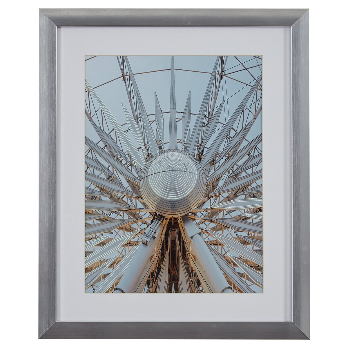 Amazon Brand – Stone & Beam Modern Ferris Wheel Photo Wall Art, Silver Colored Frame, 22" x 18"