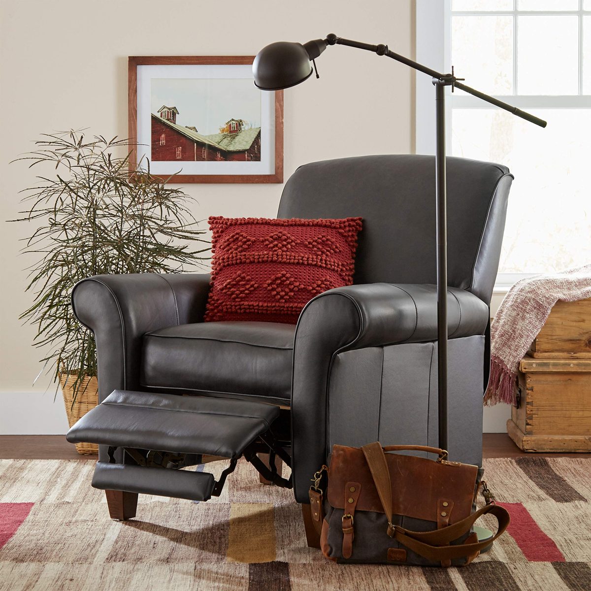 Amazon Brand – Stone & Beam Pinebrook Traditional Recliner, Leather, 39"W, Charcoal