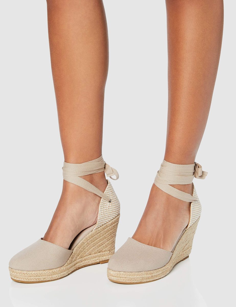 find. Amazon Brand Wedge Close Toe Canvas Espadrille Sandal, Beige (Beige), 7 UK