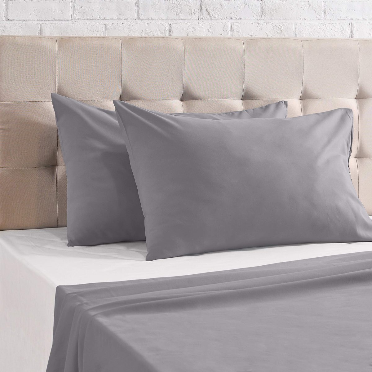 AmazonBasics Premium Microfiber Pillowcases, 2-Pack - 40 x 80 cm, Dark Grey