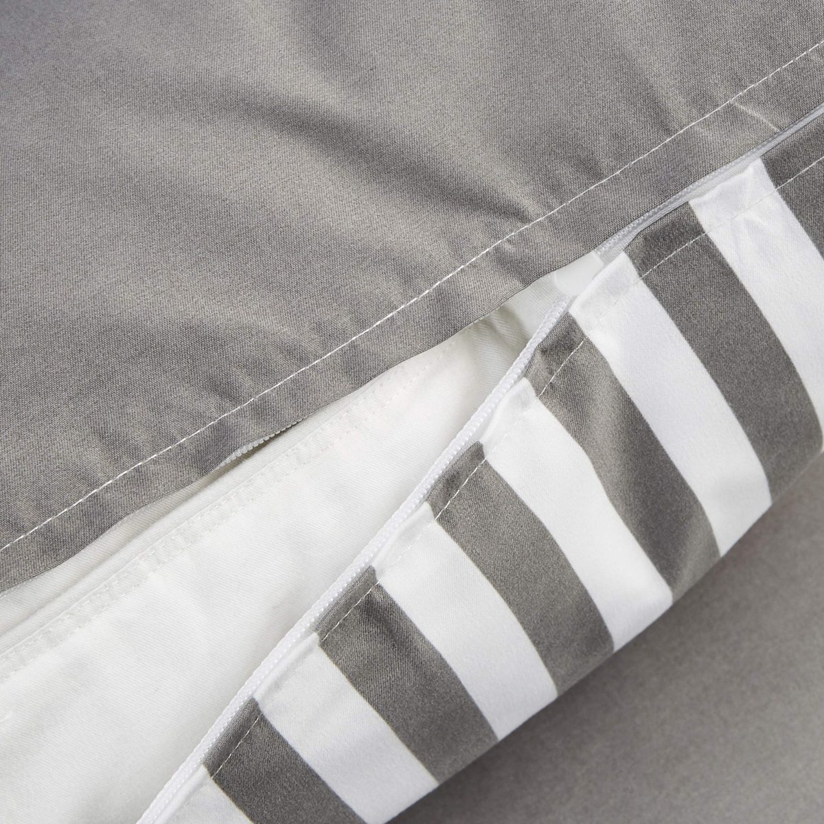 AmazonBasics Premium Microfiber Pillowcases, 2-Pack - 40 x 80 cm, Grey Cabana Stripe