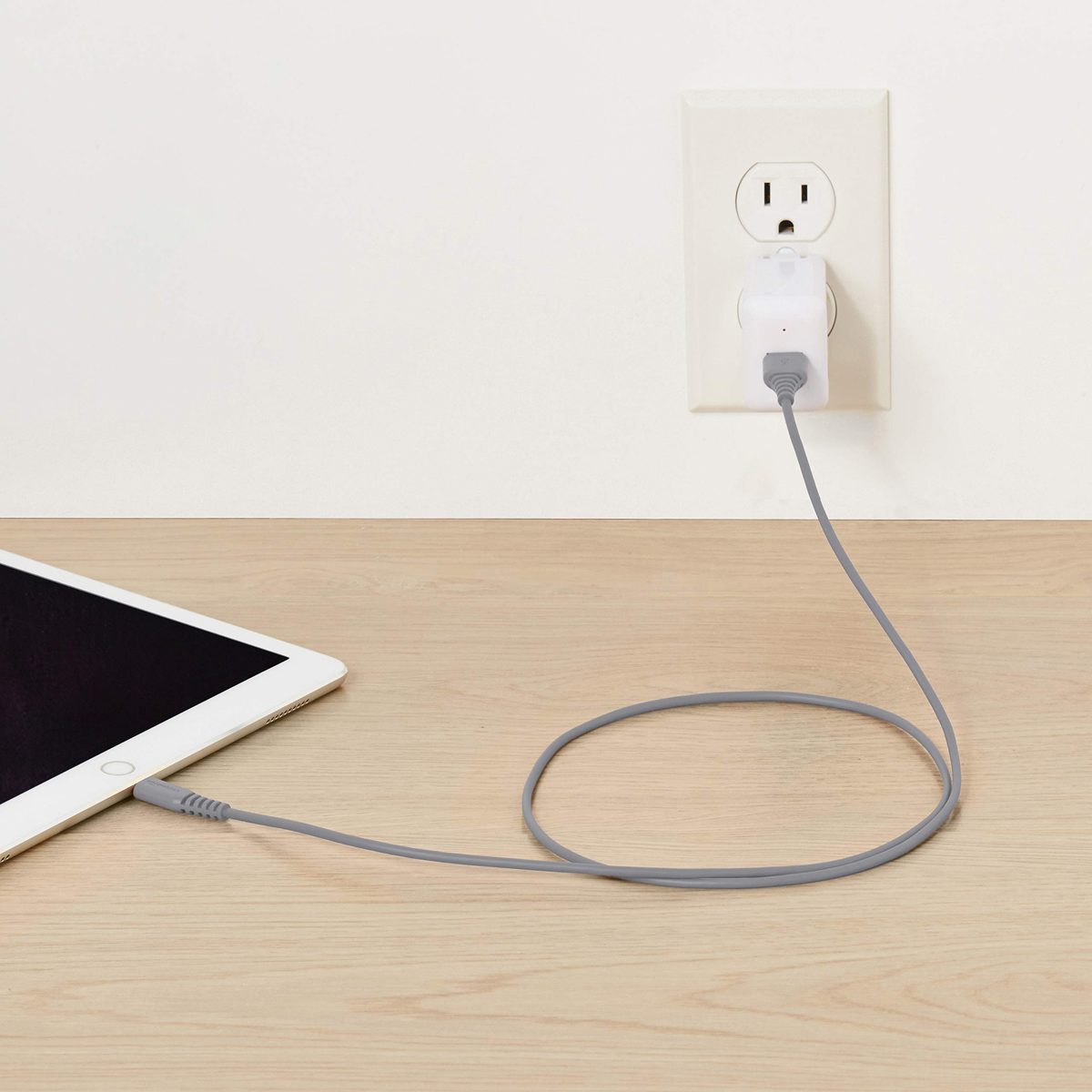 AmazonBasics Lightning to USB A Cable, 3-Foot