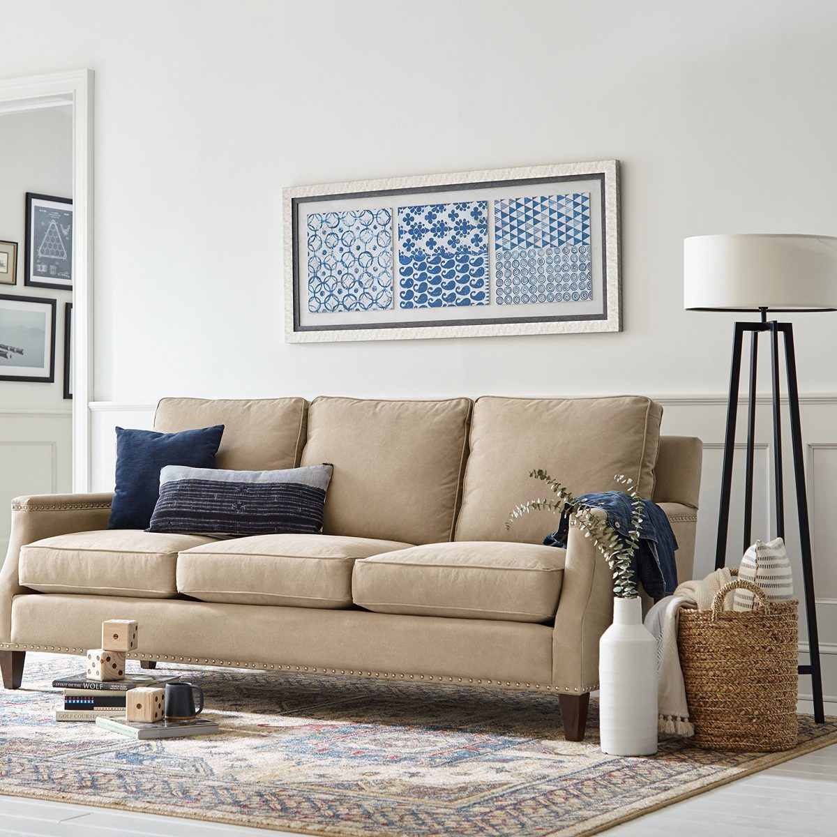 Amazon Brand – Stone & Beam Marin Studded Sofa, 87"W, Linen